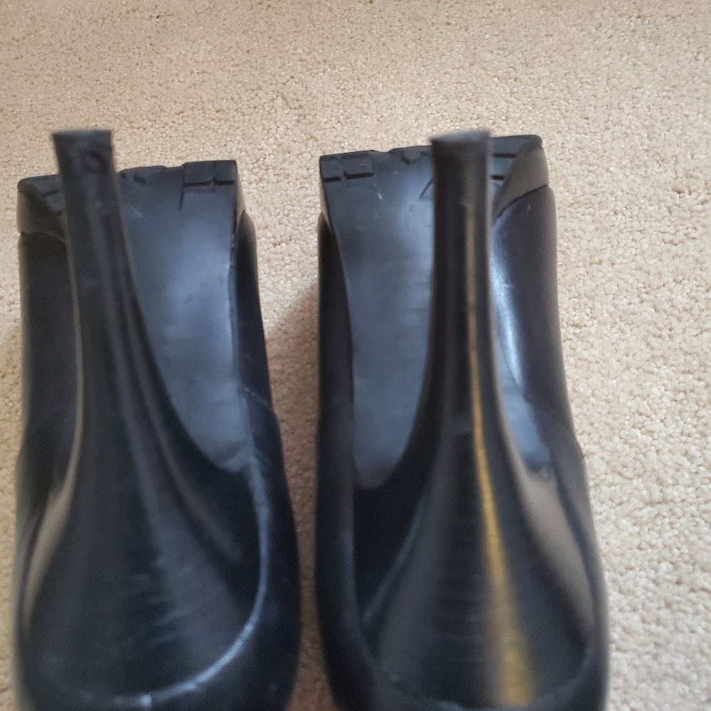 Booties - Picture 7 of 9